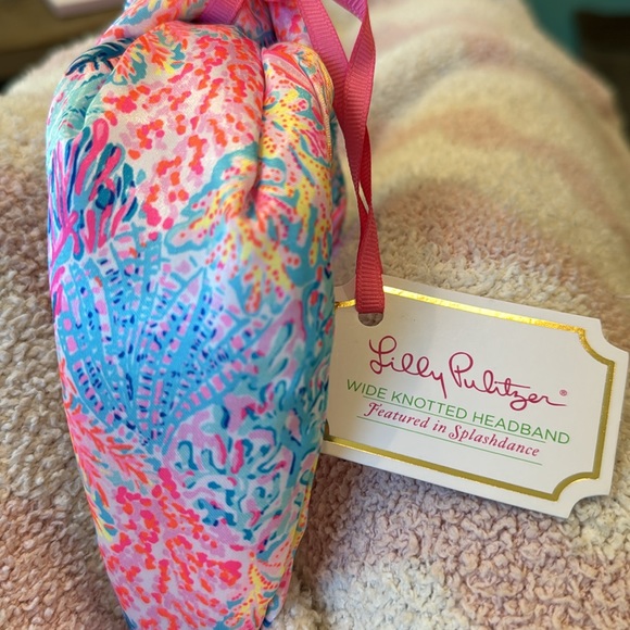 Lilly Pulitzer Knotted Headband Pink Blue Splashdance Coastal Coral Satin NWT - Picture 2 of 4